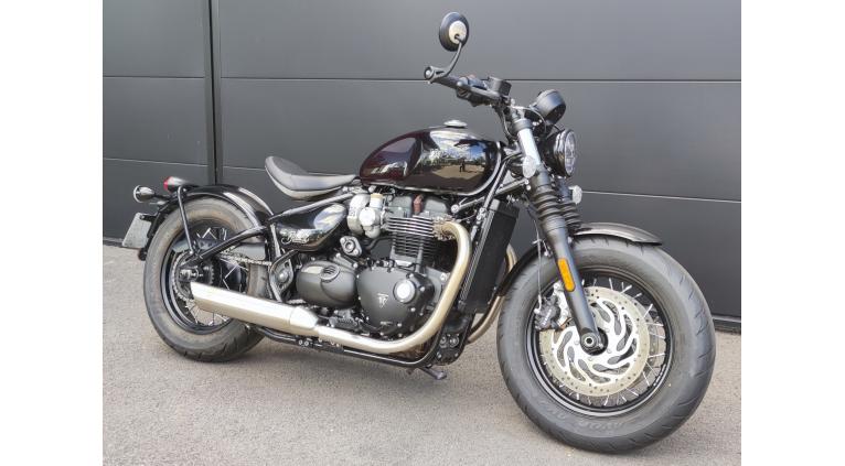 TRIUMPH Bonneville Bobber 1200