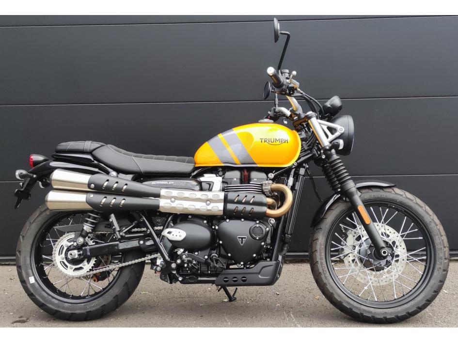 TRIUMPH SCRAMBLER 900 2025