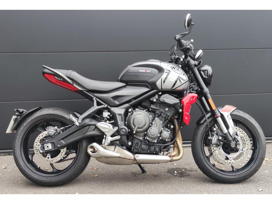 TRIUMPH TRIDENT 660 A2