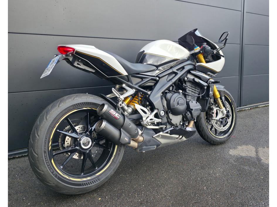 TRIUMPH SPEED TRIPLE 1200 RR