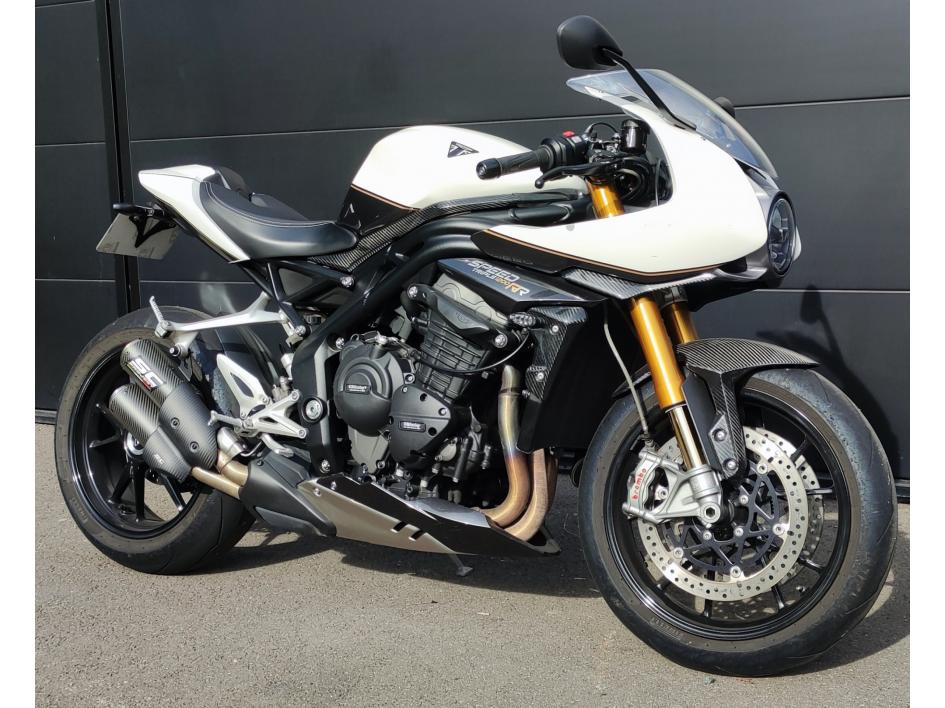 TRIUMPH SPEED TRIPLE 1200 RR