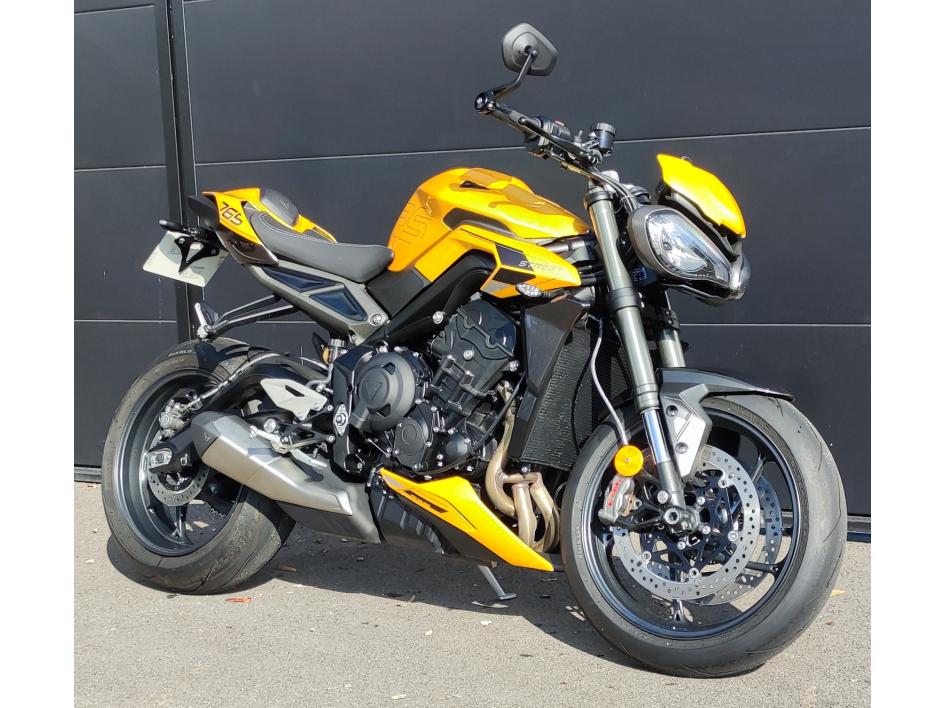 TRIUMPH STREET TRIPLE 765 RS