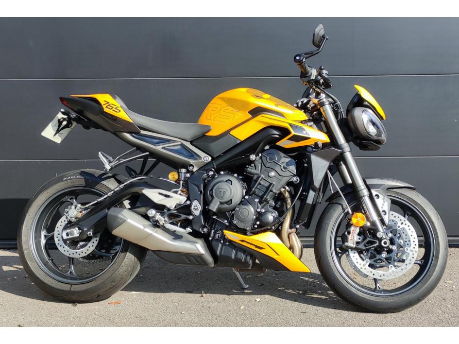 TRIUMPH STREET TRIPLE 765 RS