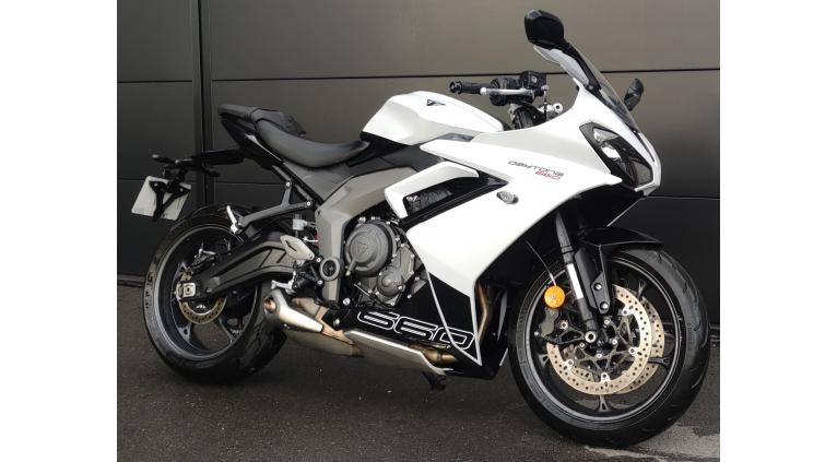 TRIUMPH 	DAYTONA 660