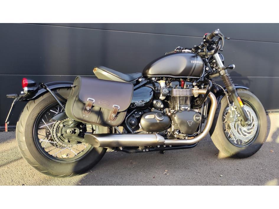 TRIUMPH Bonneville Bobber 1200