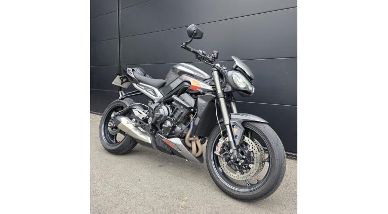 TRIUMPH STREET TRIPLE 765 RS