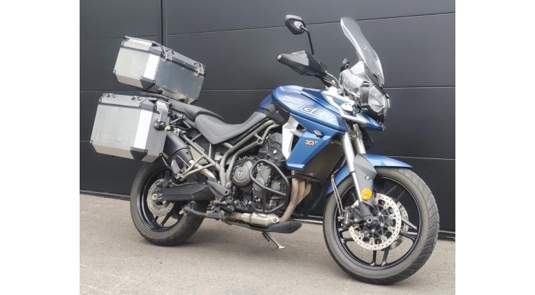 TRIUMPH TIGER 800 XRT