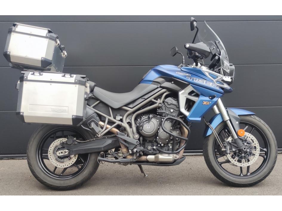 TRIUMPH TIGER 800 XRT